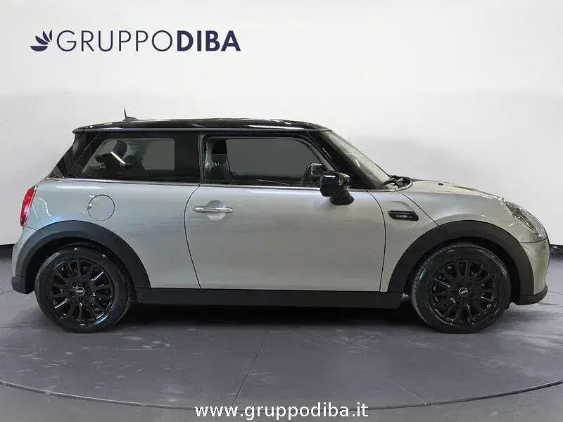 Usata Mini Cooper 136 CV (100 kW) 2024 Argento Utilitaria
