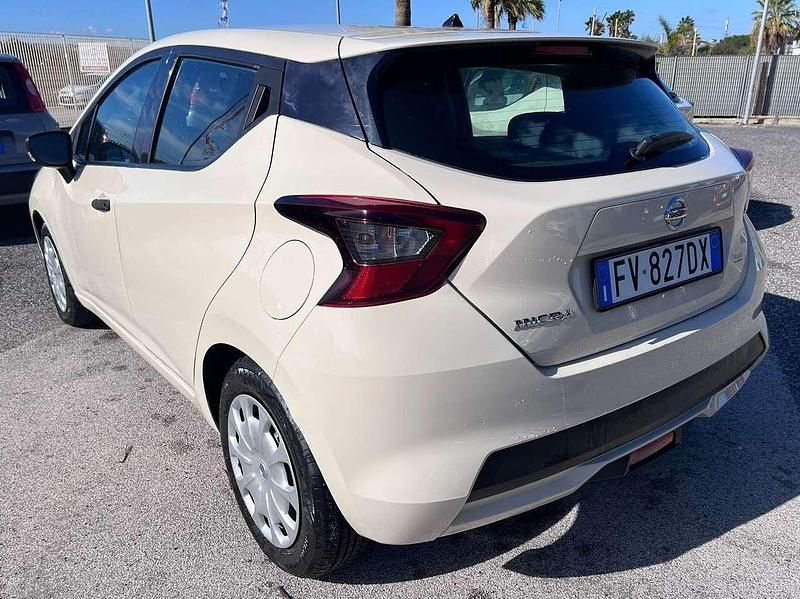 Usata Nissan Micra Acenta 90 CV (66 kW) 2019 Beige Utilitaria