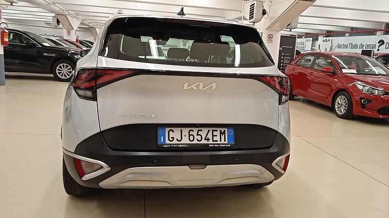 Begagnad Kia Sportage 150 HK (110 kW) 2022 Silver SUV