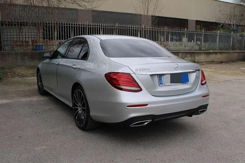 Usata Mercedes E220 Premium 194 CV (142 kW) 2018 Berlina