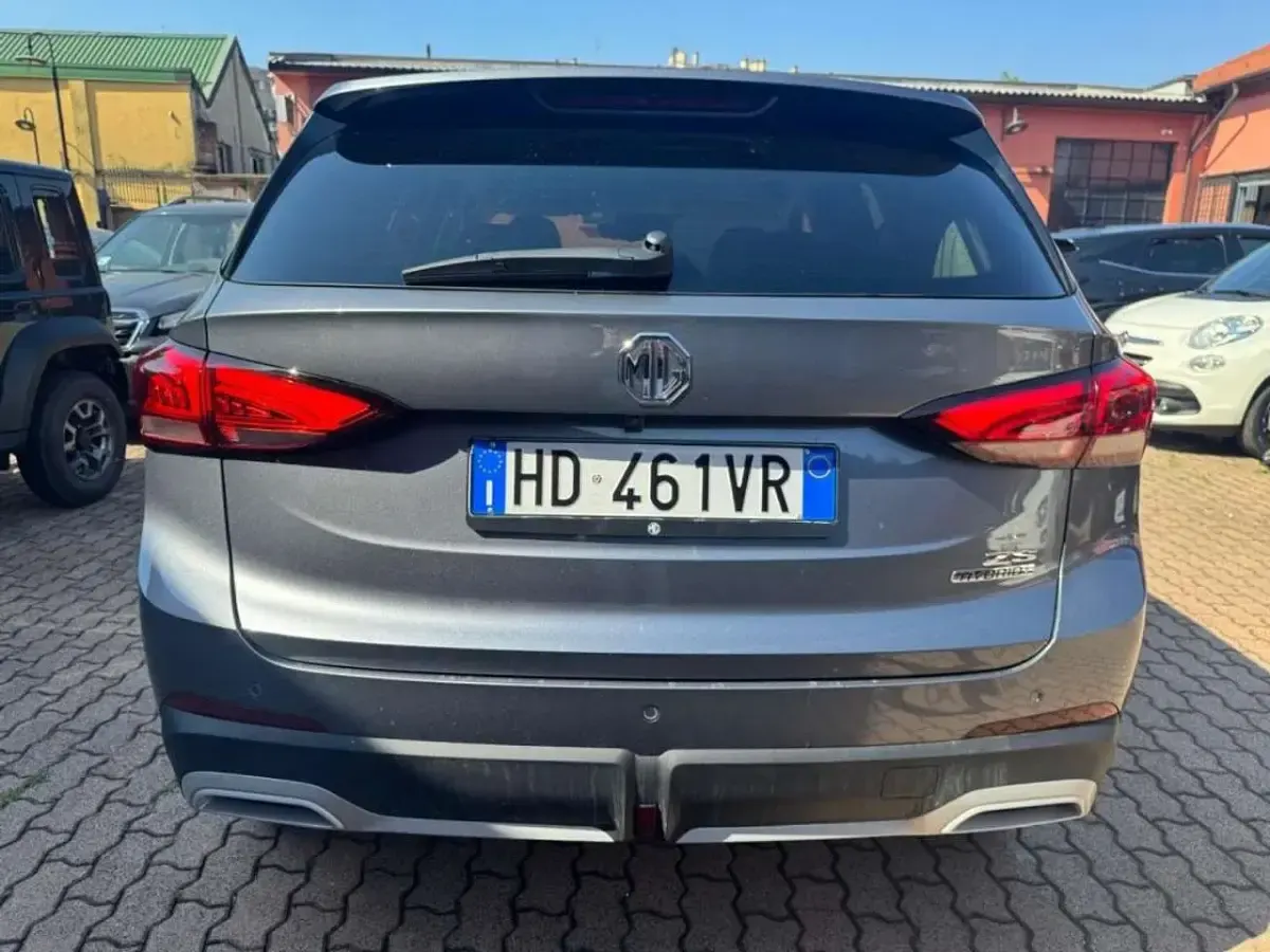 Nuova MG ZS Luxury 102 CV (75 kW) 2026 Grigio SUV
