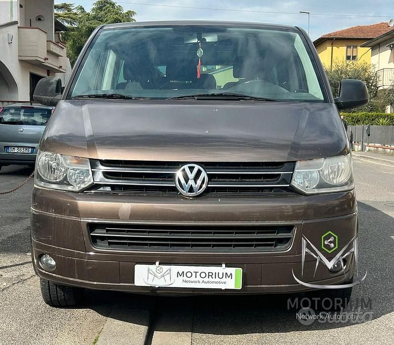 Usata VW T5 140 CV (102 kW) 2010 Marrone Furgone