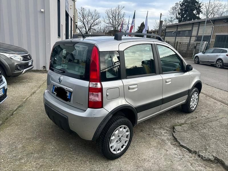 Grigio Usata 2005 Fiat Panda 4x4 Climbing Utilitaria | 5000 € (Buon prezzo) - Immagine 1/4