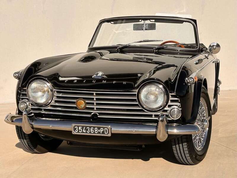 Usata Triumph TR4 102 CV (75 kW) 1967 Nero Cabrio