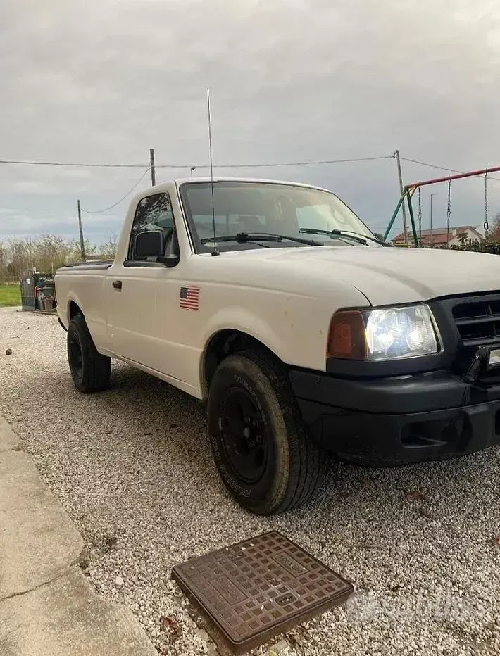 Usata Ford Ranger 180 CV (132 kW) 2004 Pick-up