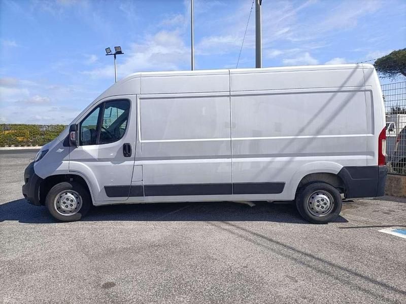 Usata Fiat Ducato 140 CV (102 kW) 2023 Bianco Furgone