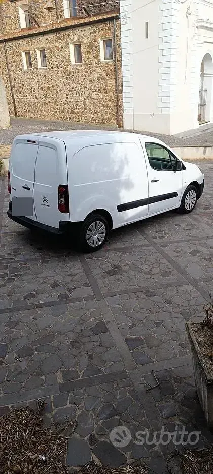 Usata Citroën Berlingo 75 CV (55 kW) 2014 Bianco Monovolume