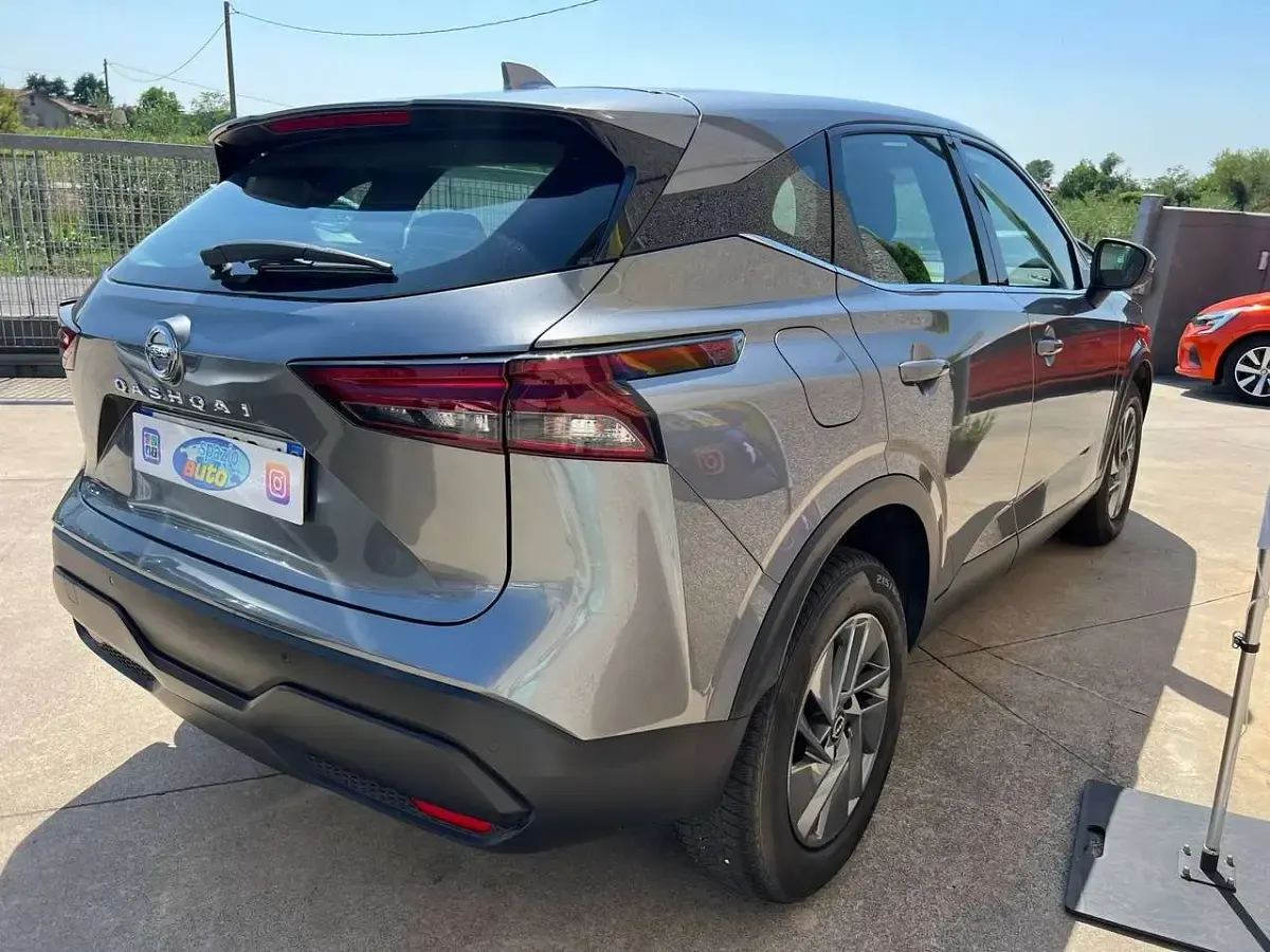 Usata Nissan Qashqai 158 CV (116 kW) 2021 Grigio SUV