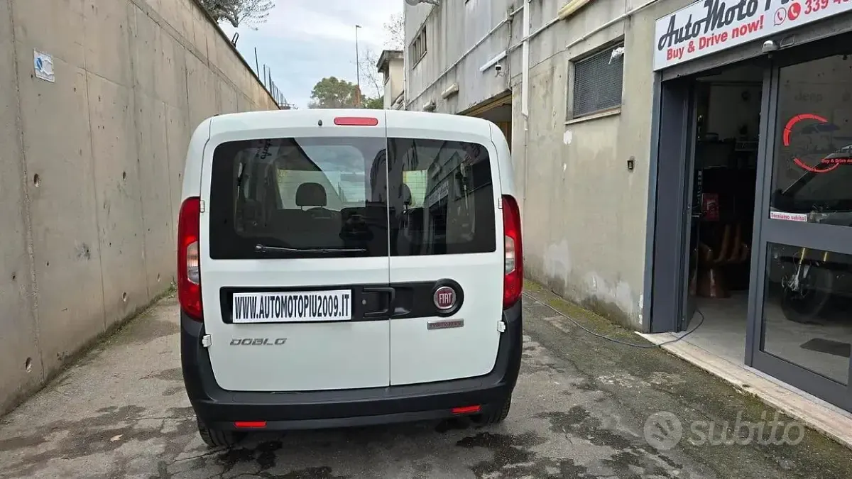 Usata Fiat Doblò 95 CV (69 kW) 2018 Bianco Monovolume