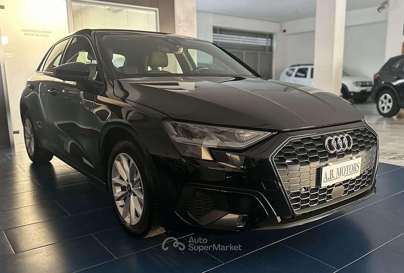 Usata Audi A3 Business 116 CV (85 kW) 2022 Nero Berlina
