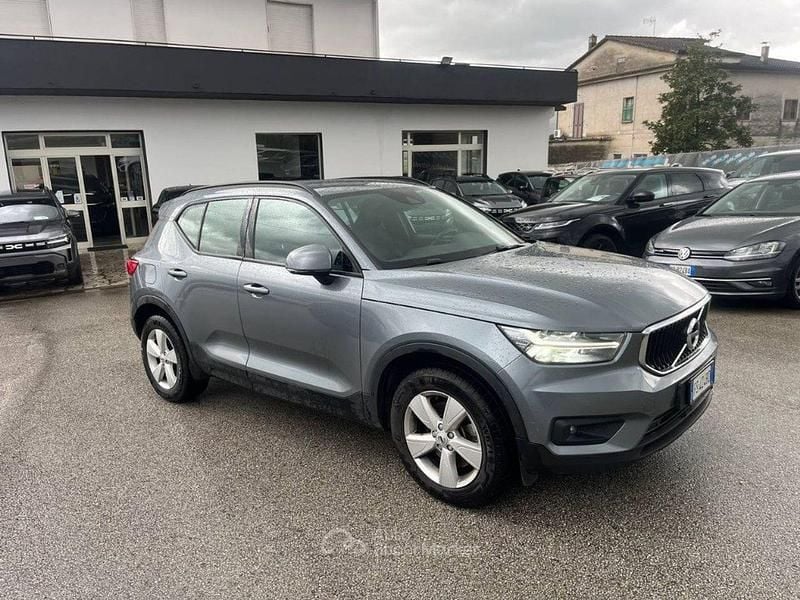 Usata Volvo XC40 Business Edition 150 CV (110 kW) 2018 Giallo SUV