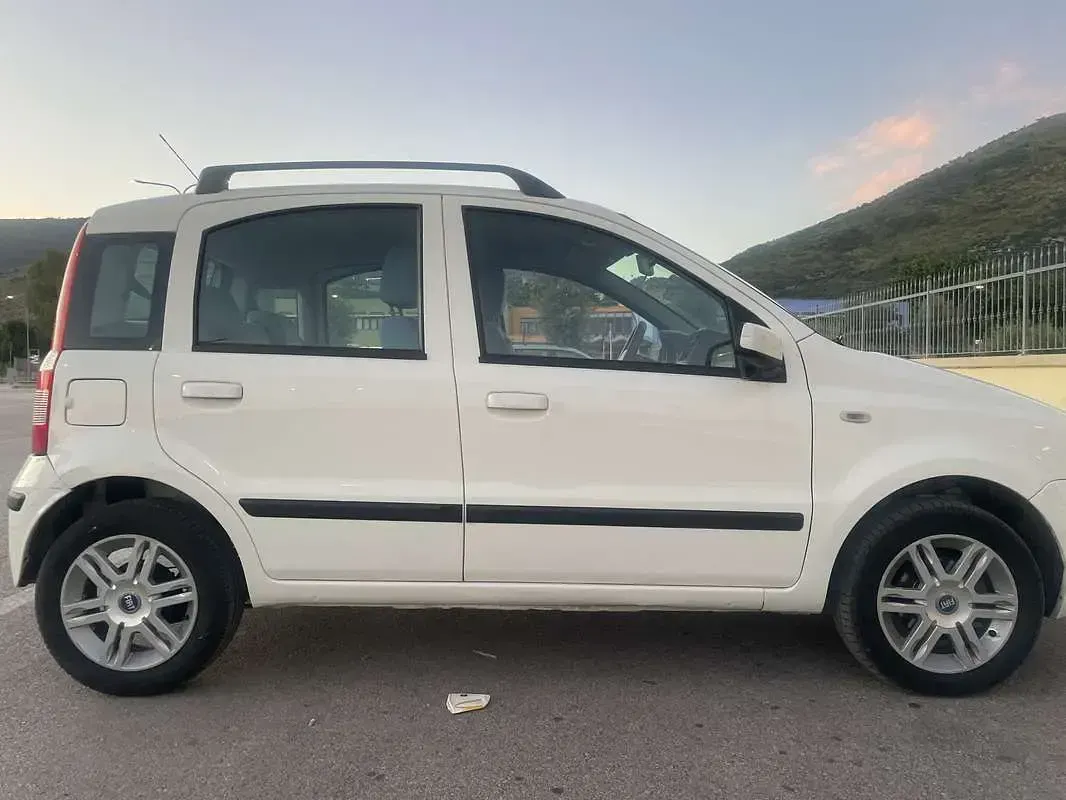 Usata Fiat Panda Emotion 69 CV (50 kW) 2008 Utilitaria