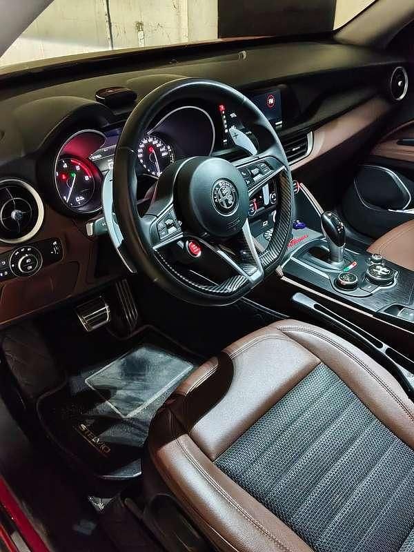 Usata Alfa Romeo Stelvio Executive 179 CV (131 kW) 2018 Rosso SUV