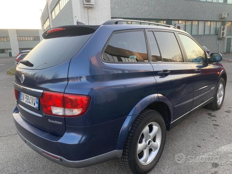 Usata Ssangyong (KGM) Kyron 141 CV (103 kW) 2009 Blu SUV