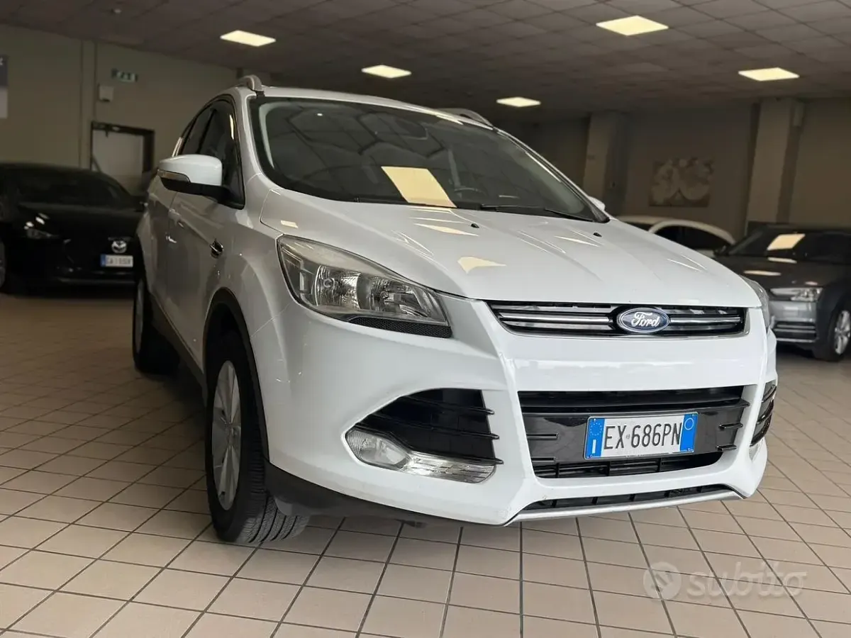 Usata Ford Kuga Titanium 150 CV (110 kW) 2014 Bianco SUV