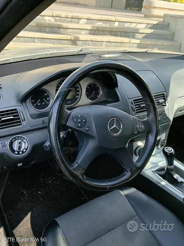 Usata Mercedes C220 170 CV (125 kW) 2009 Grigio Station wagon