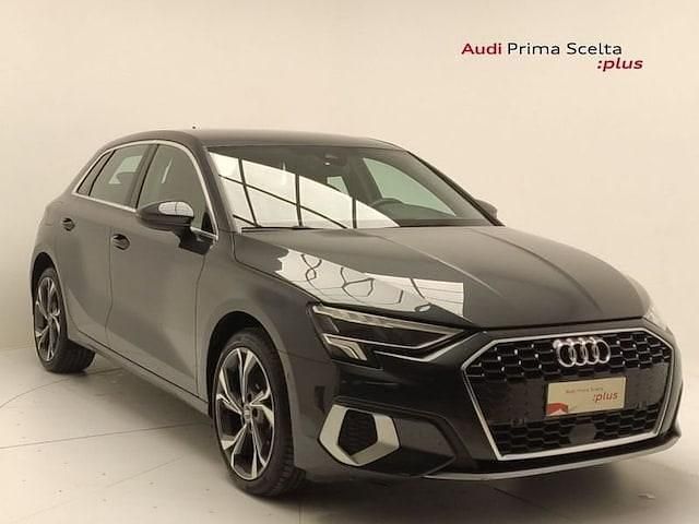 Usata Audi A3 Advanced Plus 204 CV (150 kW) 2024 Grigio manhattan metallizzato Berlina