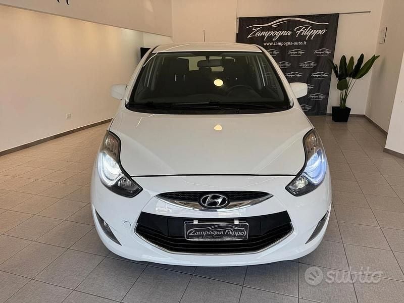 Usata Hyundai ix20 Comfort 90 CV (66 kW) 2011 Bianco Utilitaria