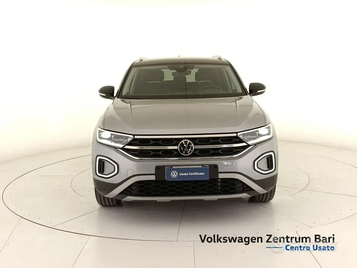 Usata VW T-Roc Style 150 CV (110 kW) 2022 Argento SUV