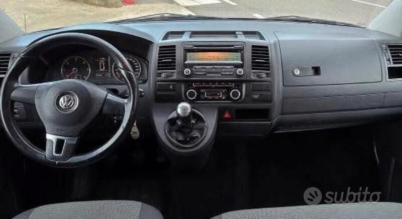 Usata VW T5 Startline 140 CV (102 kW) 2013 Grigio Furgone