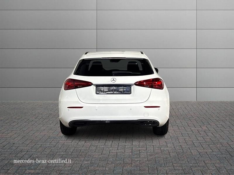 Usata Mercedes A180 Advanced 136 CV (100 kW) 2024 Bianco polare Berlina