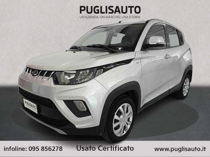 Usata Mahindra KUV100 87 CV (63 kW) 2020 Argento SUV
