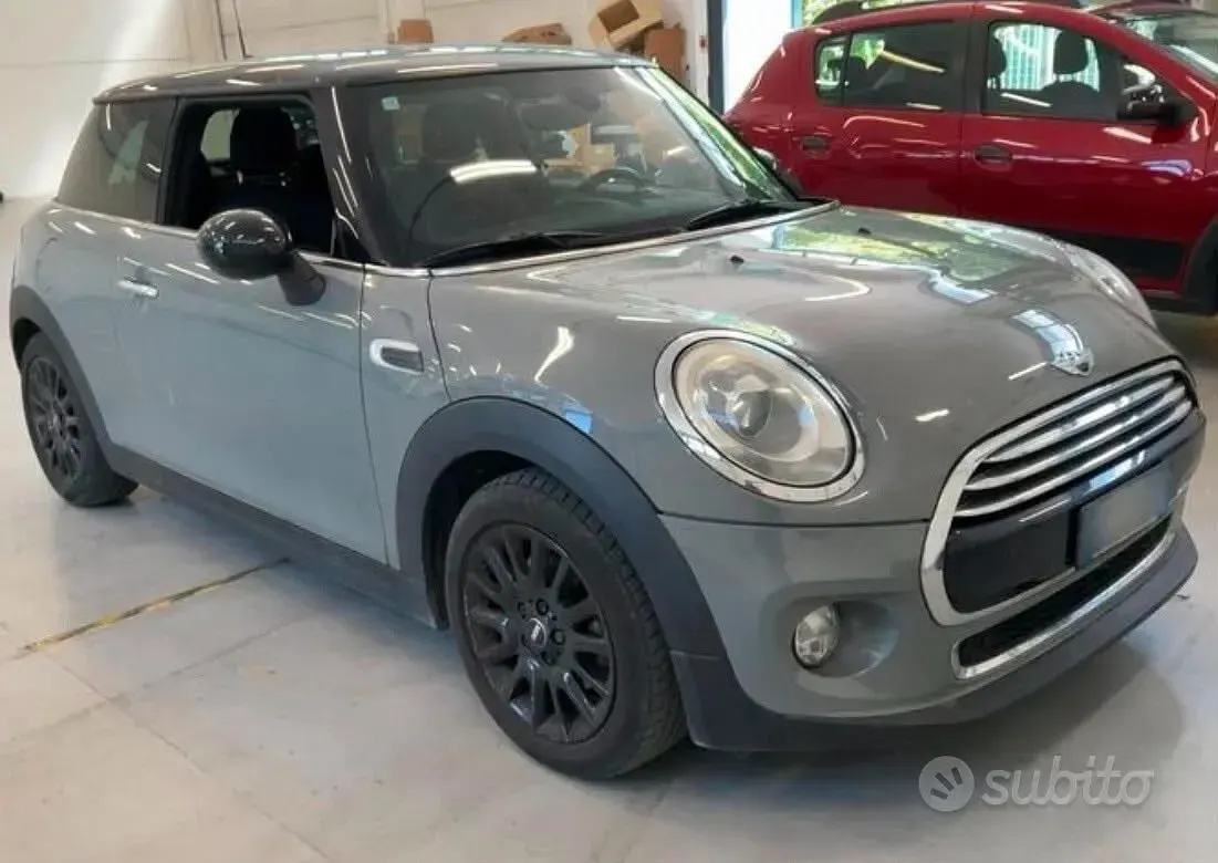 Usata Mini Cooper D 116 CV (85 kW) 2014 Grigio Utilitaria