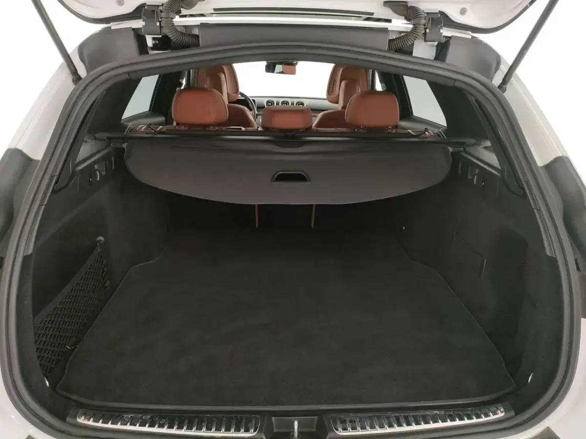 Usata Mercedes C220 Premium 197 CV (144 kW) 2024 Bianco Station wagon