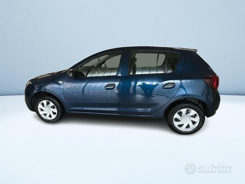 Usata Dacia Sandero Ambiance 75 CV (55 kW) 2018 Blu metallizzato Berlina
