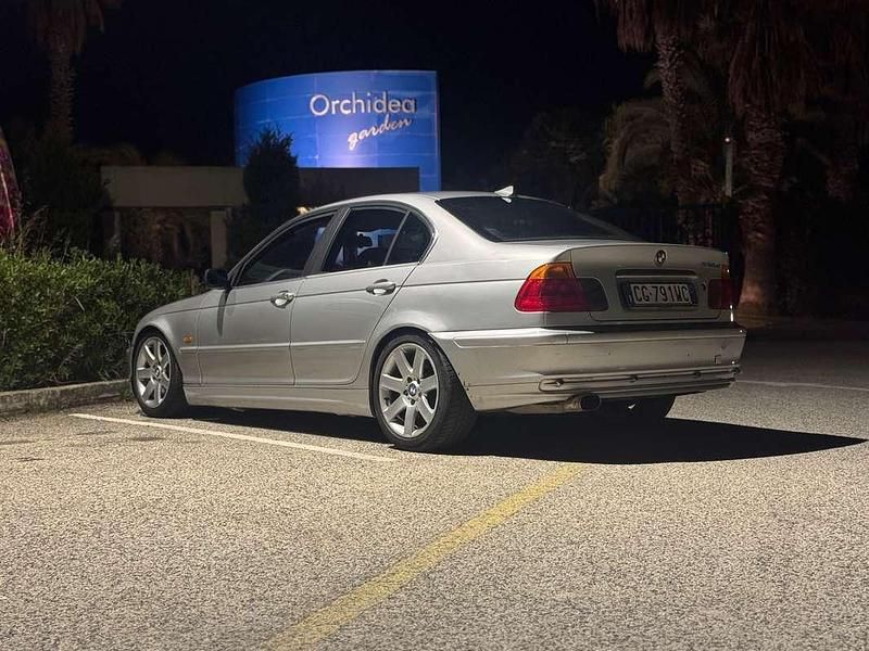 Usata BMW 330 184 CV (135 kW) 1999 Argento Berlina