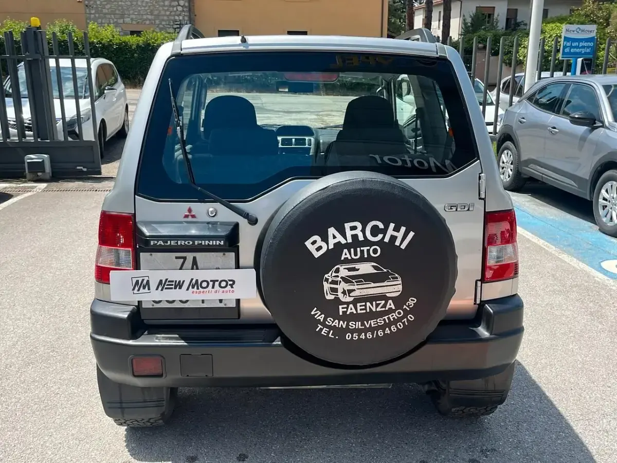 Usata Mitsubishi Pajero Comfort Edition 120 CV (88 kW) 2000 Argento SUV