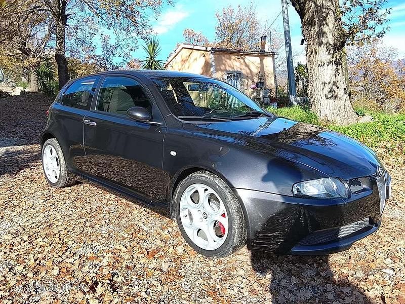 Usata Alfa Romeo 147 GTA 250 CV (183 kW) 2004 Utilitaria