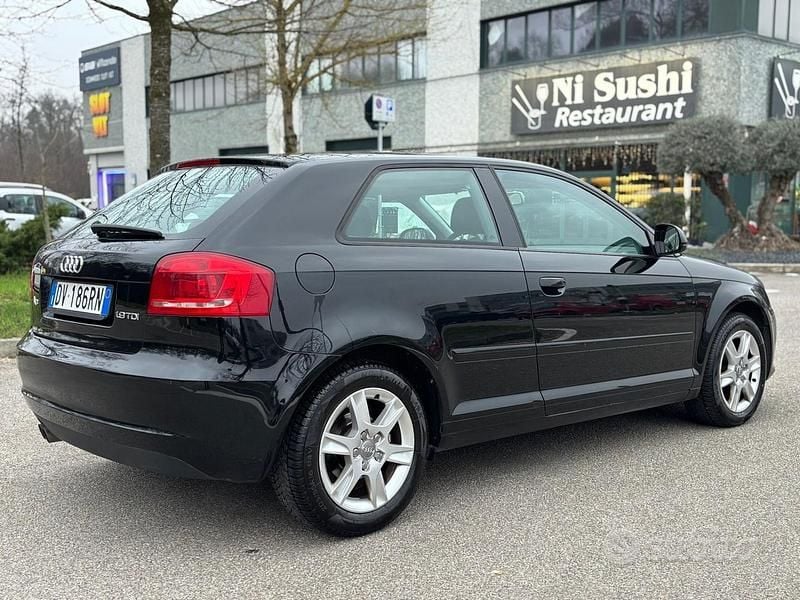 Usata Audi A3 Ambition 105 CV (77 kW) 2009 Nero Utilitaria