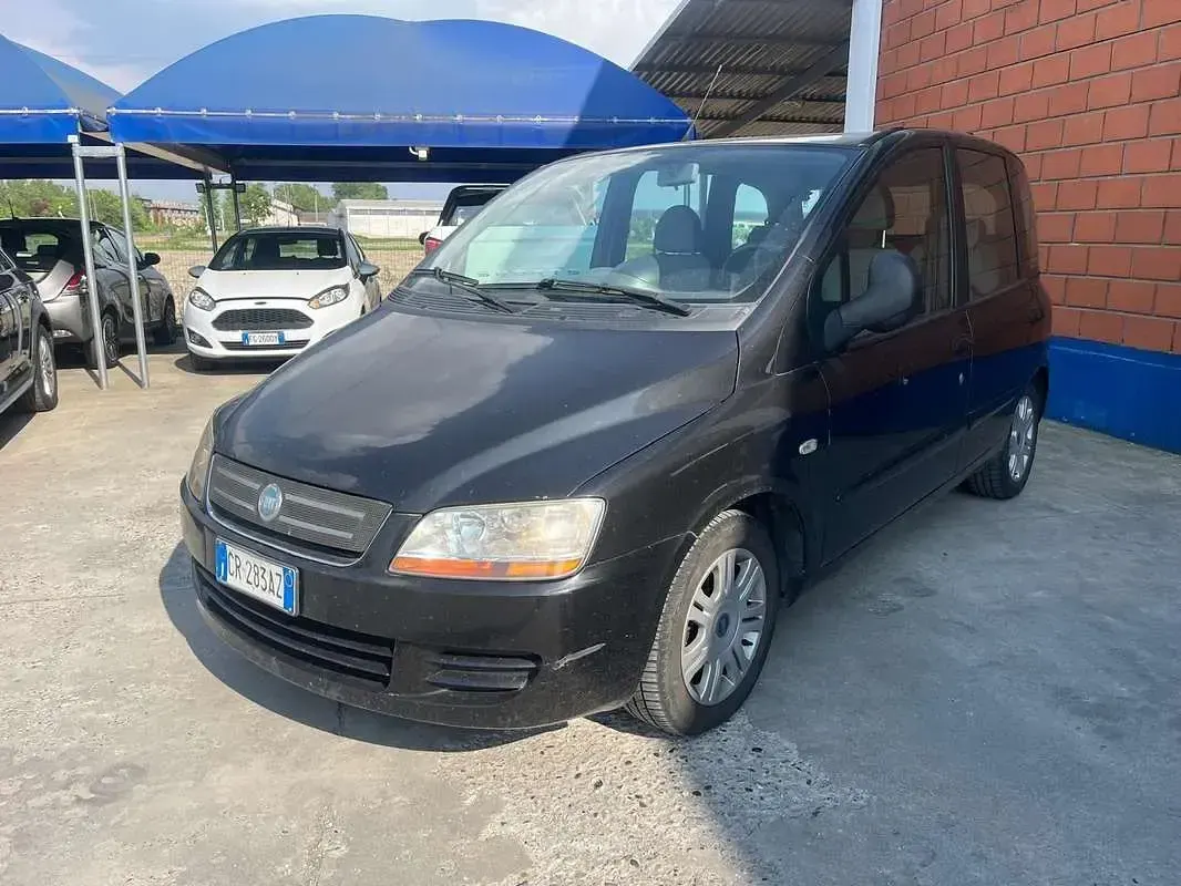 Usata Fiat Multipla 105 CV (77 kW) 2001 Monovolume