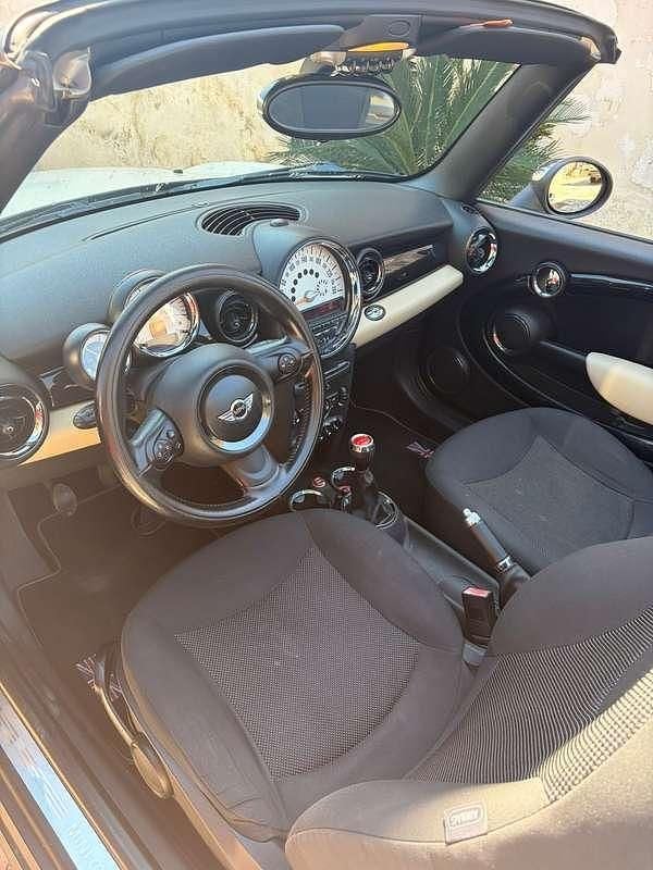 Usata Mini Cooper Cabriolet 120 CV (88 kW) 2007 Beige Cabrio