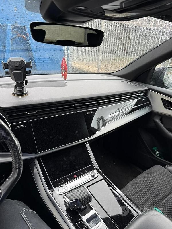 Usata Audi Q8 Premium 286 CV (210 kW) 2020 Nero SUV