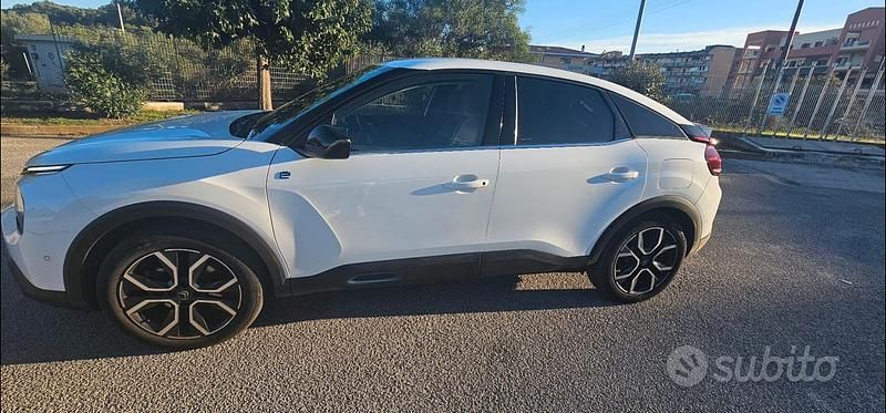 Usata Citroën e-C4 100 kW (136 CV) 2021 Bianco Berlina