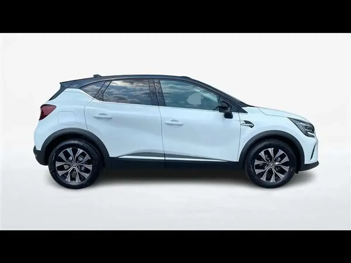 Usata Renault Captur Techno 91 CV (66 kW) 2023 Bianco SUV