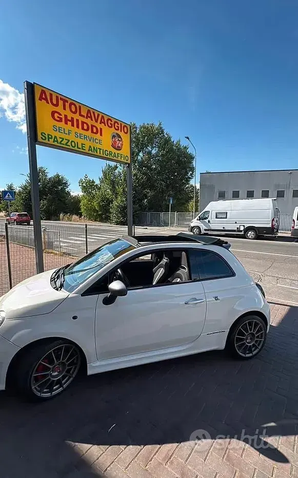 Usata Abarth 500C 140 CV (102 kW) 2012 Bianco Cabrio