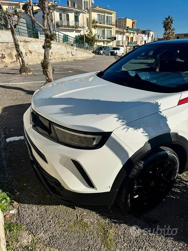 Usata Opel Mokka GS Line 110 CV (80 kW) 2022 Bianco SUV