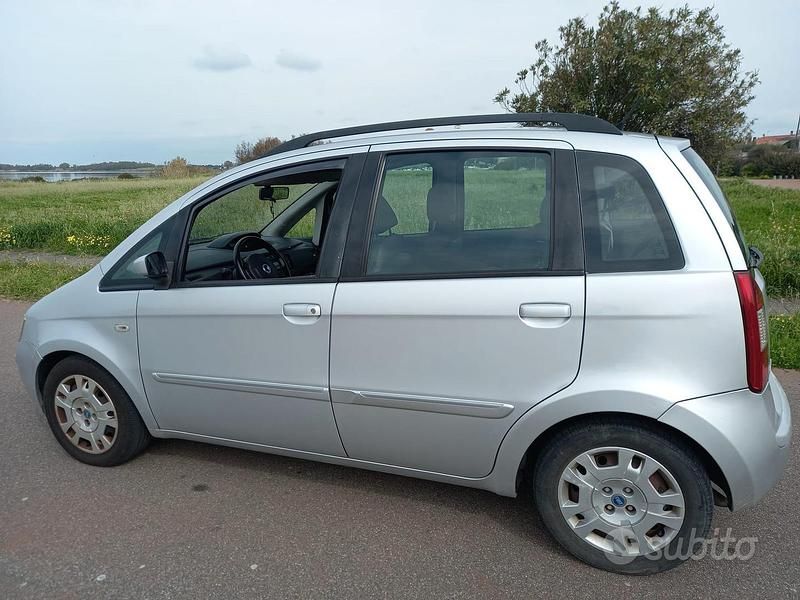 Usata Fiat Idea 2008 Grigio Monovolume