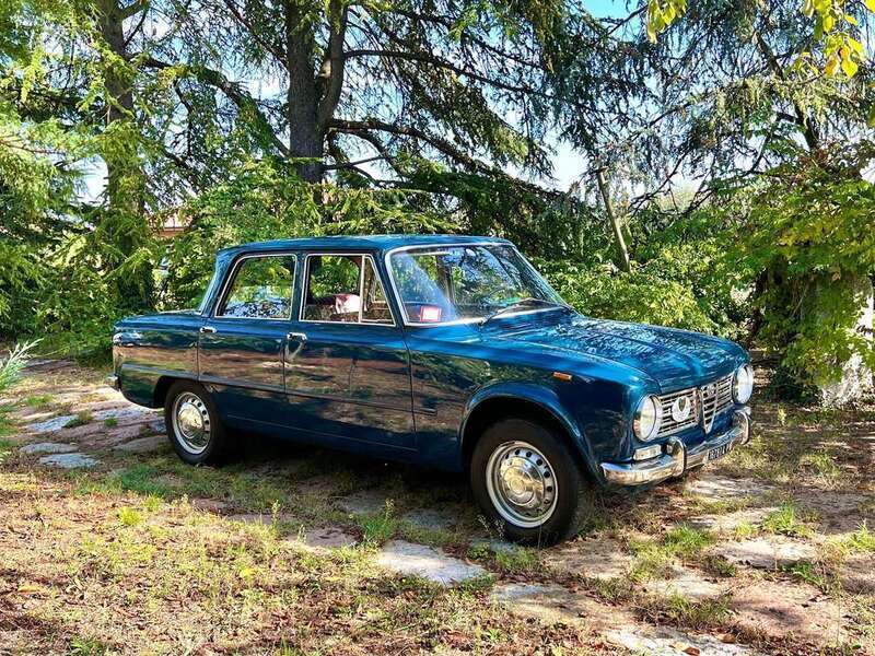 Usato 1969 Alfa Romeo Giulia 1300 Benzin 77 CV (18.500 €)