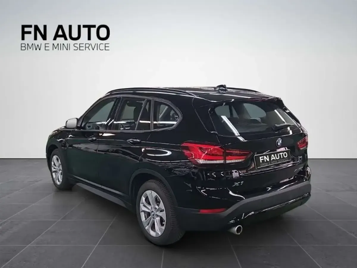 Usata BMW X1 Advantage 220 CV (161 kW) 2021 Nero SUV