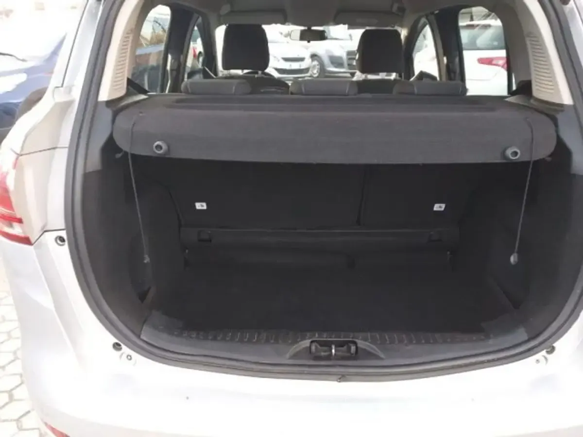 Usata Ford B-MAX 95 CV (69 kW) 2013 Argento pastello Monovolume