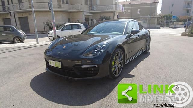 Usata Porsche Panamera Edition 330 CV (242 kW) 2020 Grigio scuro Berlina