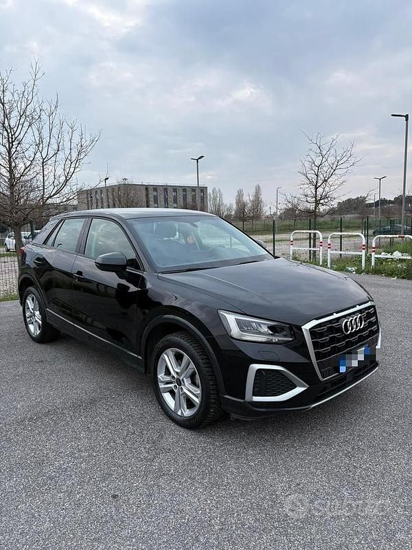 Usata Audi Q2 Admired 116 CV (85 kW) 2022 Nero SUV