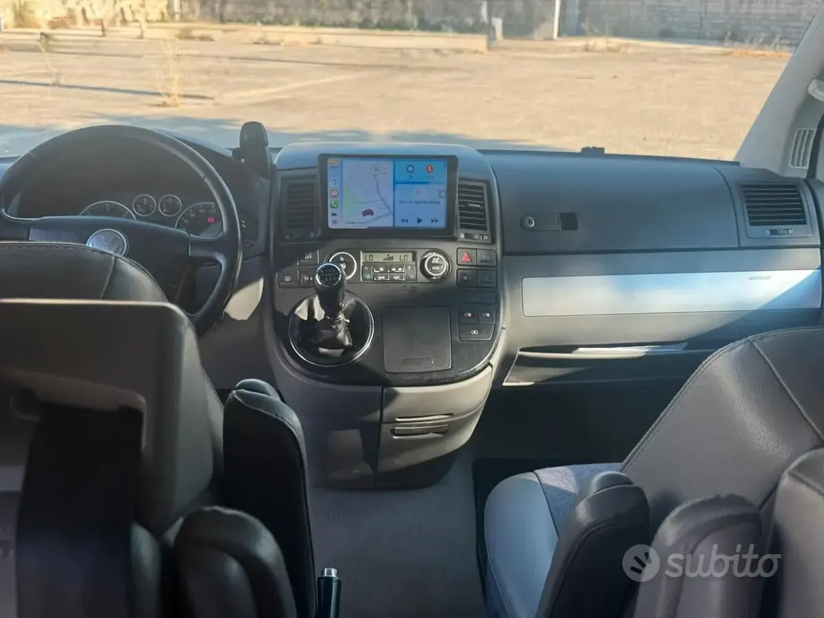 Usata VW Multivan 174 CV (127 kW) 2007 Bianco Monovolume