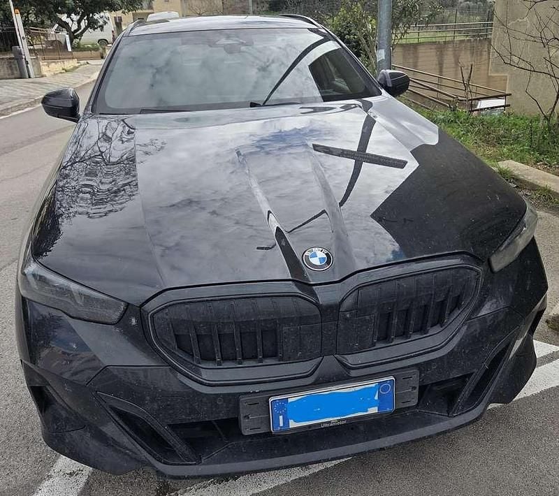 Usata BMW 520 M Sport 197 CV (144 kW) 2024 Nero Station wagon