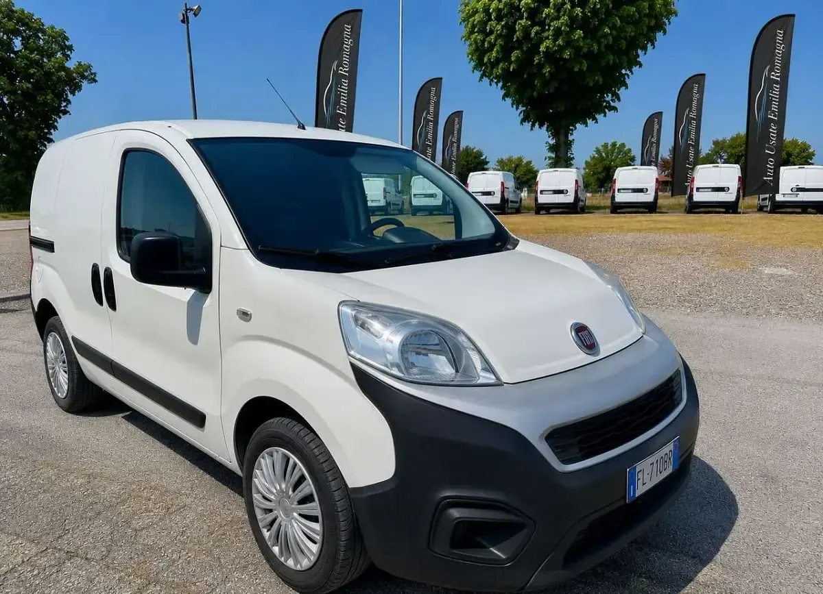 Usata Fiat Fiorino 95 CV (69 kW) 2018 Bianco Monovolume