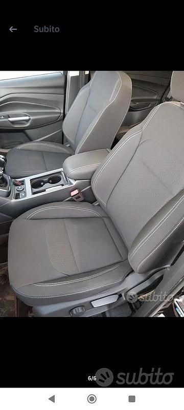 Usata Ford Kuga S 120 CV (88 kW) 2018 Nero SUV